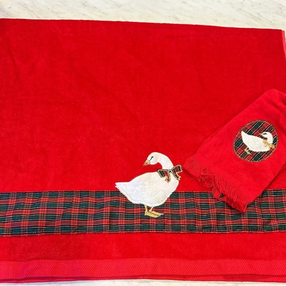 Festive Red Holiday Towel Set with Goose Design